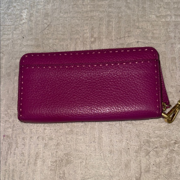 VERA BRADLEY  Magenta Wristlet real leather - Picture 3 of 5